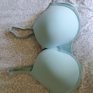 Victoria's Secret Tshirt Full Coverage Push Up 38DDD